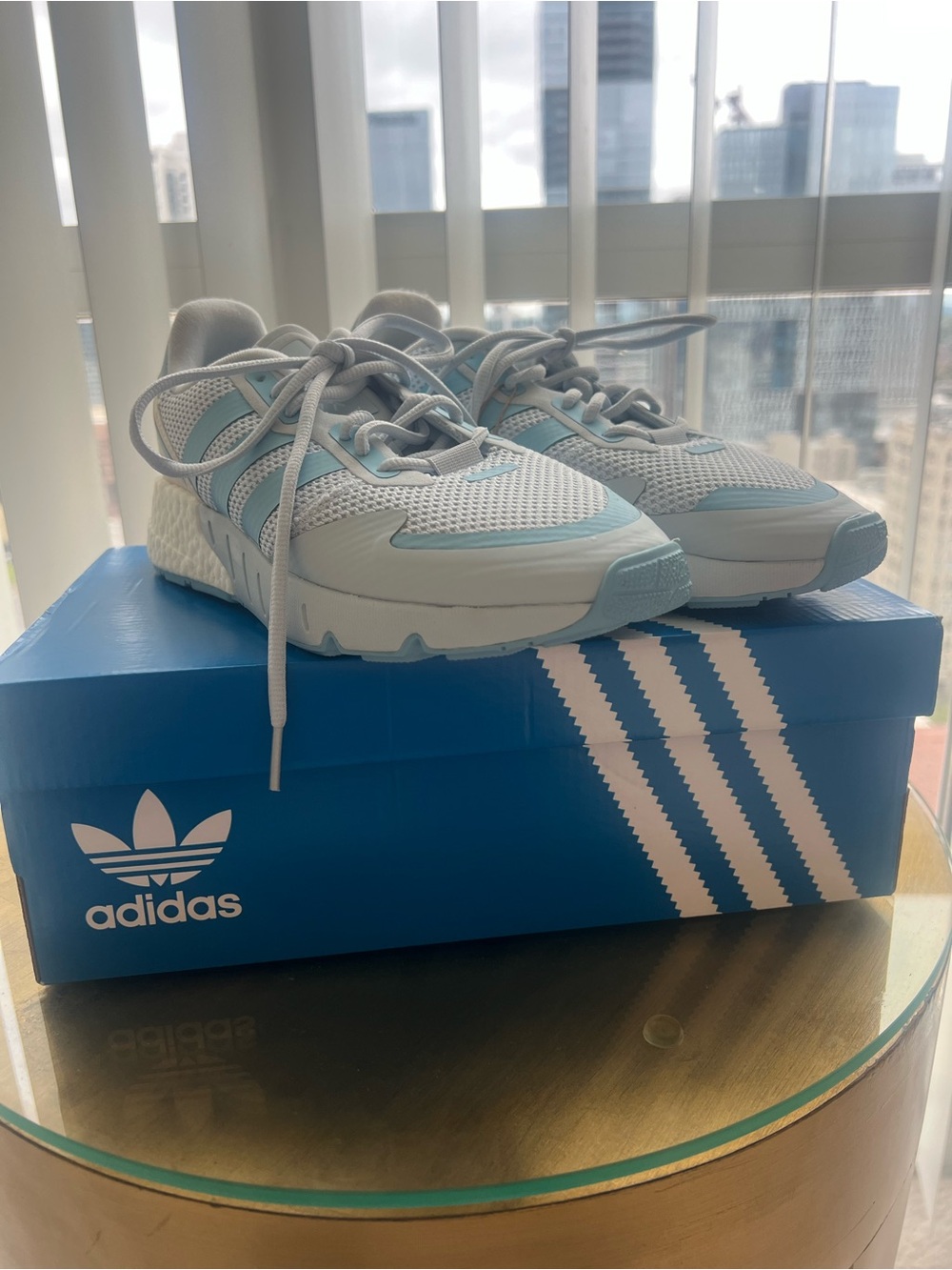 Adidas woman’s sneakers
